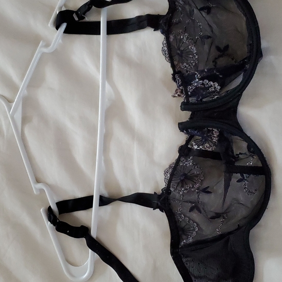 Bra - Picture 2 of 4